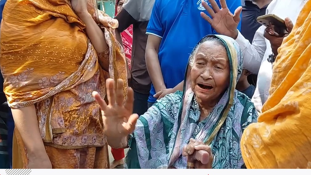ছয় ছেলের পাকা বাড়ি থাকতেও আশ্রয়হীনতার বেদনা: এক মায়ের অসমাপ্ত স্বপ্ন